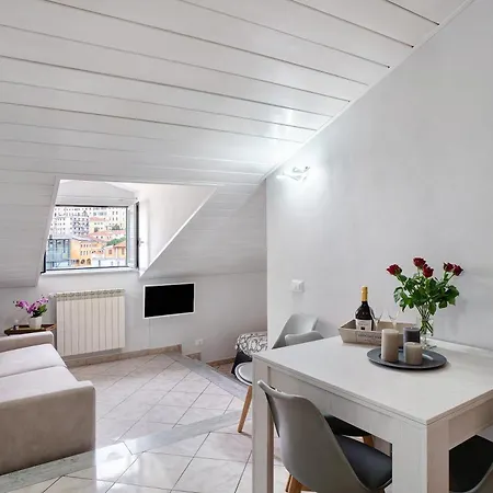 Casa Intimissima Imperia